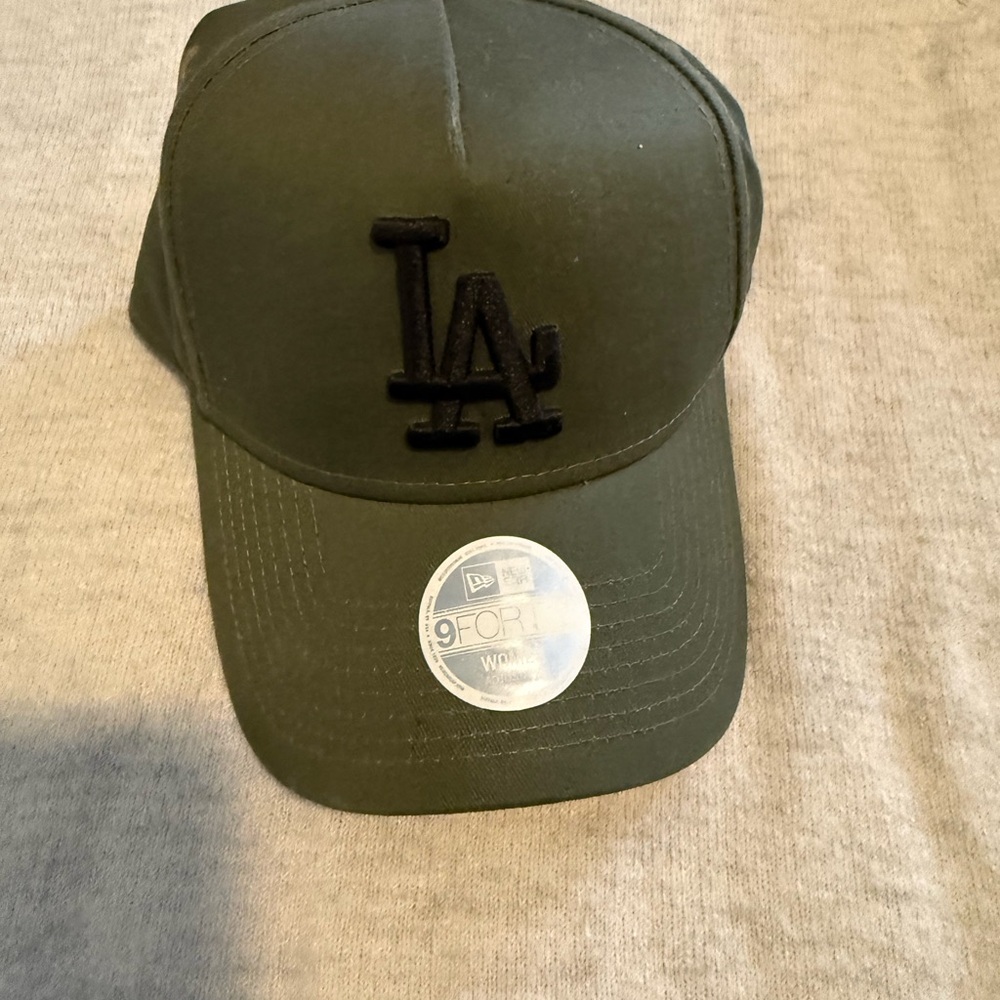 New Era Women's Dark Green Cap